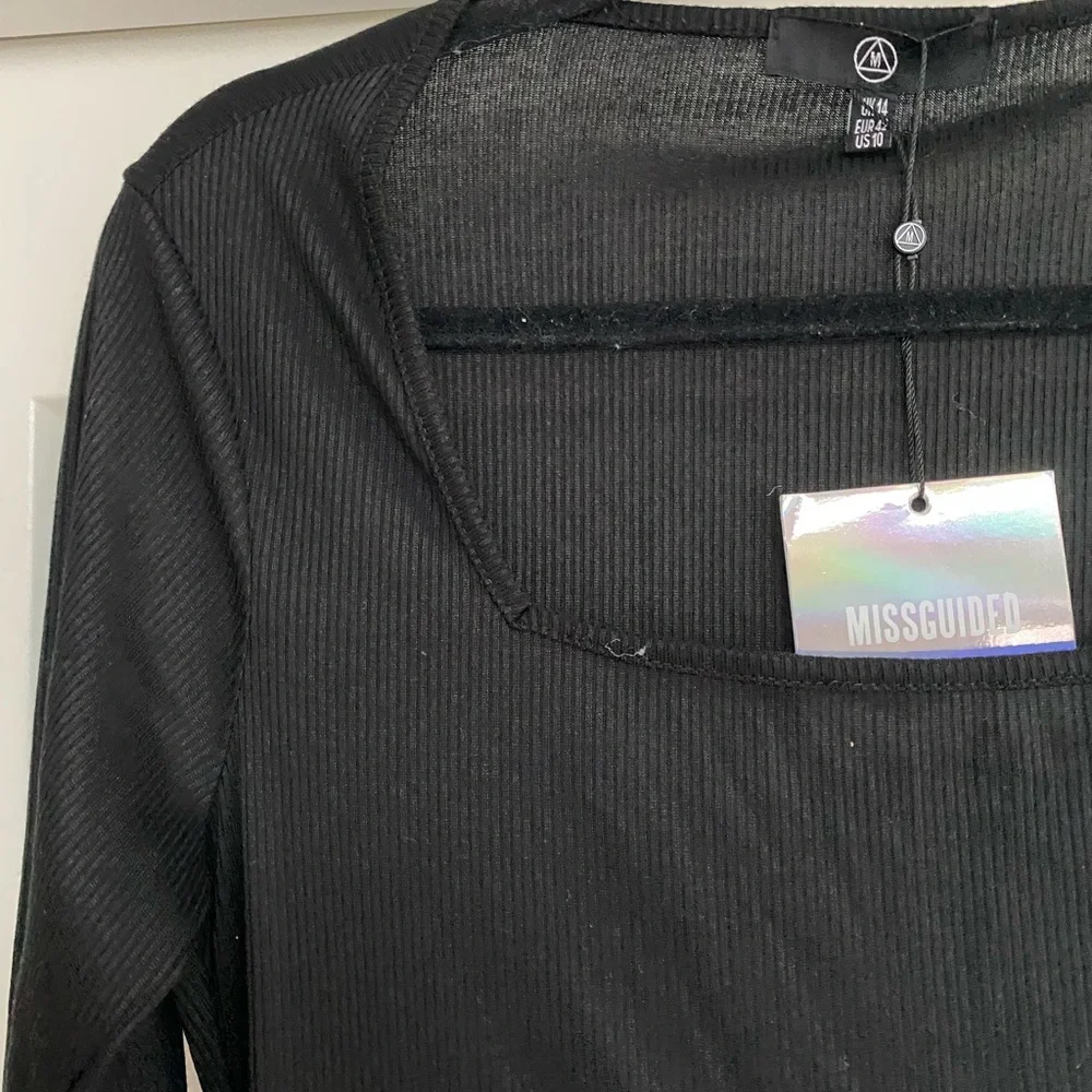 Missguided square neck ribbed culotte jumpsuit, black, Size 10, BNWT 💕 - Picture 4 of 9